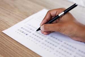 Leia mais sobre o artigo Até R$ 44 mil: veja os 10 concursos públicos abertos atualmente com os maiores salários do Brasil