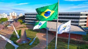 Leia mais sobre o artigo Novo Concurso da Prefeitura de Cascavel-PR 2025 tem edital com 109 vagas de R$ 13.201